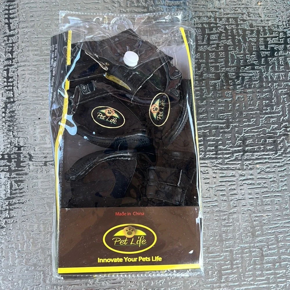dog shoes